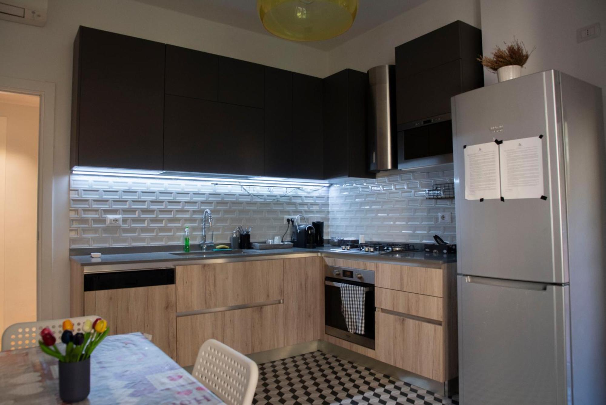 Piazzabolognastay Рим Екстер'єр фото